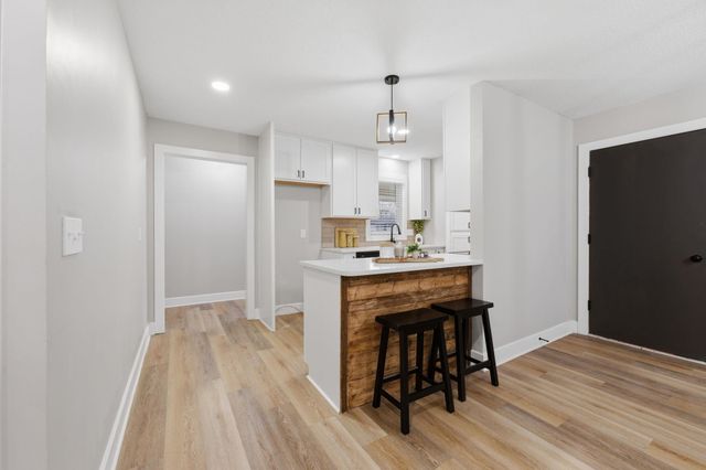 8138 E Boston St, Wichita, KS 67207