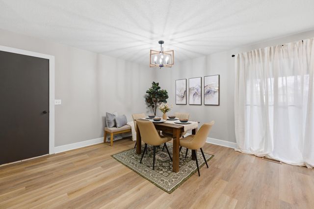 8138 E Boston St, Wichita, KS 67207