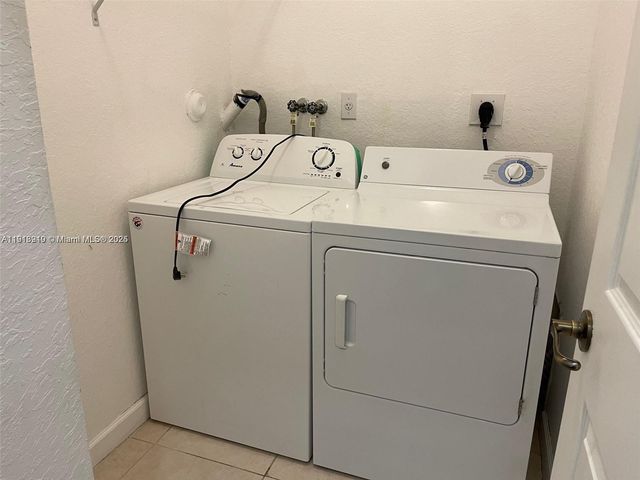 11413 SW 137th Psge 11413, Miami, FL 33186