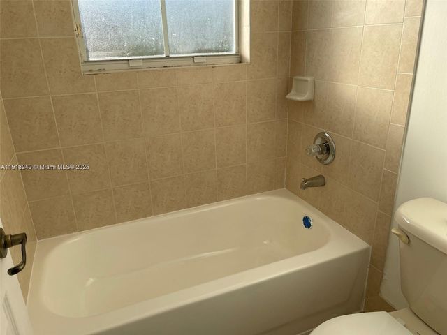 11413 SW 137th Psge 11413, Miami, FL 33186