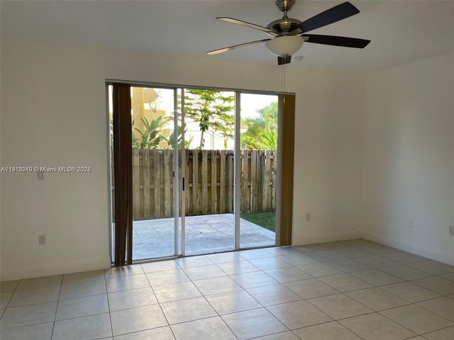 11413 SW 137th Psge 11413, Miami, FL 33186