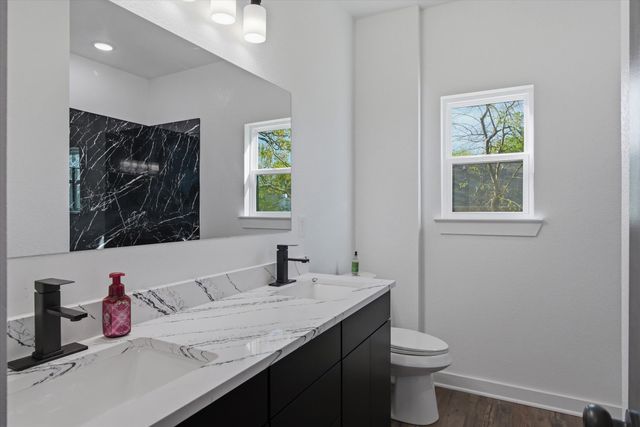 902 N Spring Street, Grand Saline, TX 75140