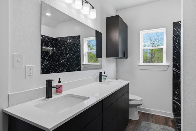 902 N Spring Street, Grand Saline, TX 75140