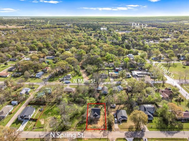 902 N Spring Street, Grand Saline, TX 75140