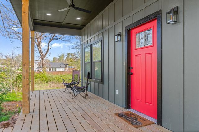 902 N Spring Street, Grand Saline, TX 75140