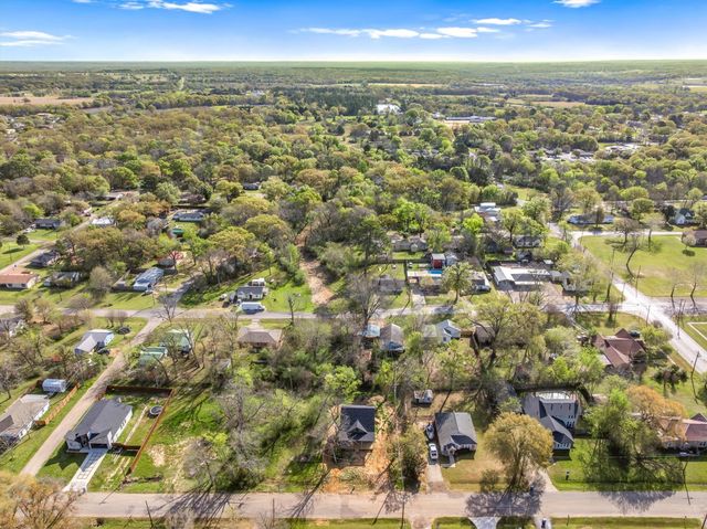 902 N Spring Street, Grand Saline, TX 75140