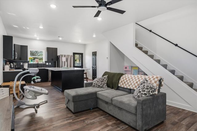 902 N Spring Street, Grand Saline, TX 75140