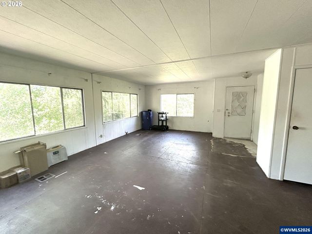 21095 SW Old Pacific Hwy, Sherwood, OR 97140