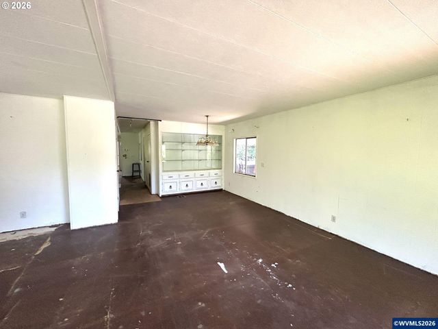 21095 SW Old Pacific Hwy, Sherwood, OR 97140