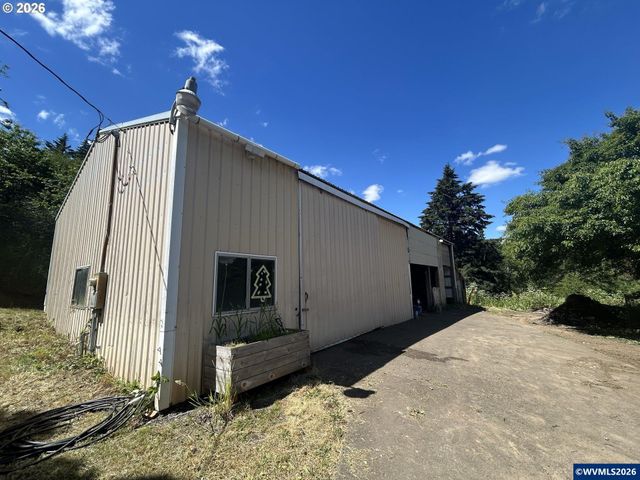 21095 SW Old Pacific Hwy, Sherwood, OR 97140