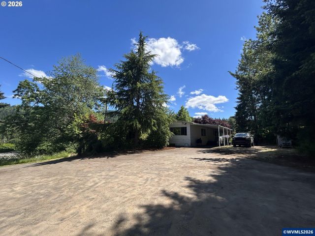 21095 SW Old Pacific Hwy, Sherwood, OR 97140