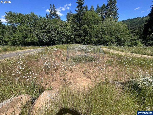 21095 SW Old Pacific Hwy, Sherwood, OR 97140