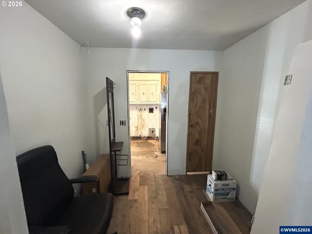 21095 SW Old Pacific Hwy, Sherwood, OR 97140