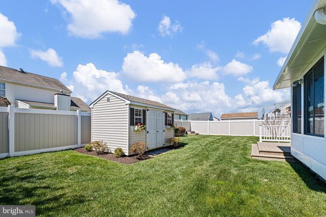 111 DASHER AVE, Bear, DE 19701