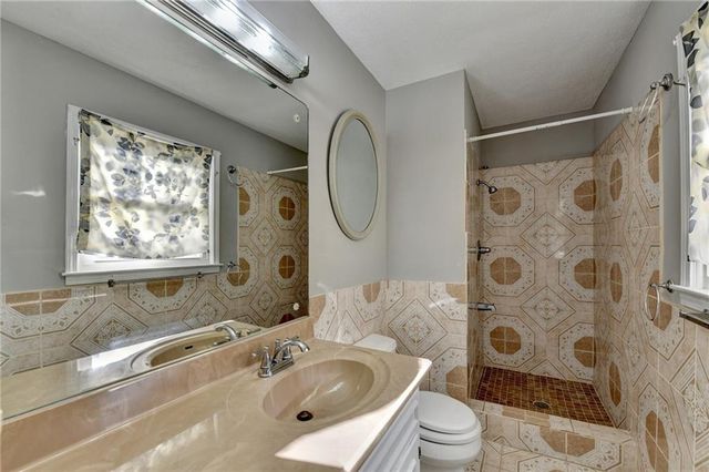 1249 Renee Drive, Lilburn, GA 30047