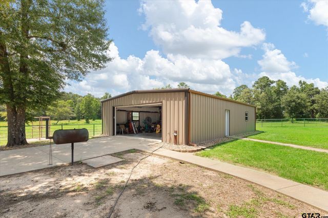 124 Loblolly Rd, Gilmer, TX 75645