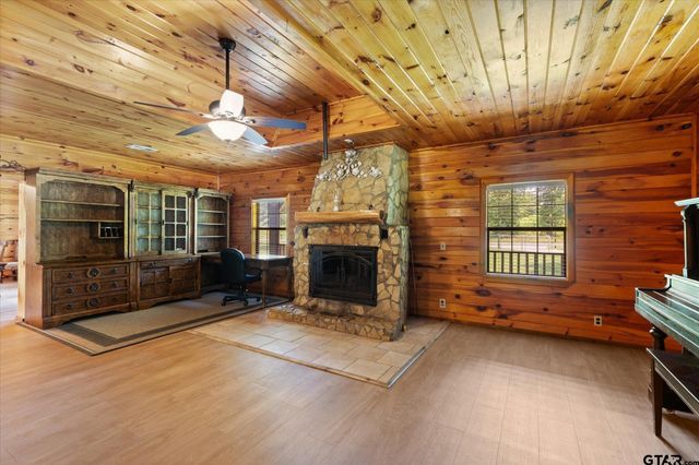 124 Loblolly Rd, Gilmer, TX 75645