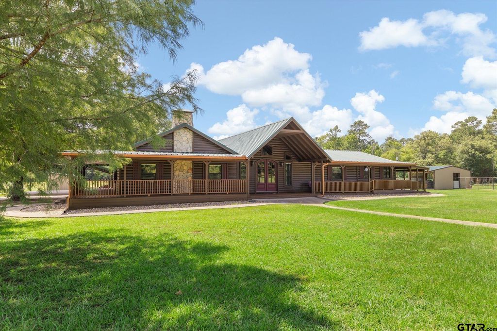 124 Loblolly Rd, Gilmer, TX 75645