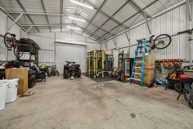 9224 County Road 592, Nevada, TX 75173