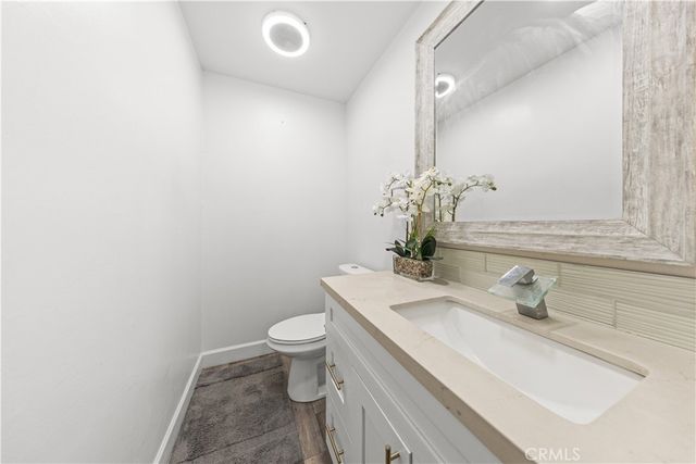1147 S Westlake Avenue, Los Angeles, CA 90006