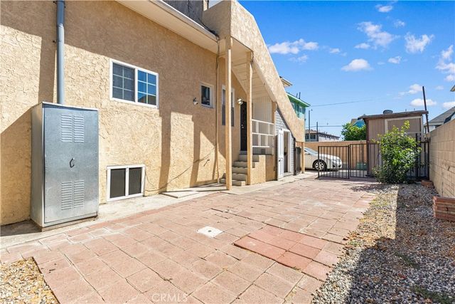 1147 S Westlake Avenue, Los Angeles, CA 90006