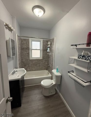 108 Vassar Ave, Newark City, NJ 07112