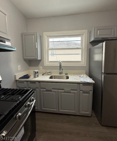 108 Vassar Ave, Newark City, NJ 07112