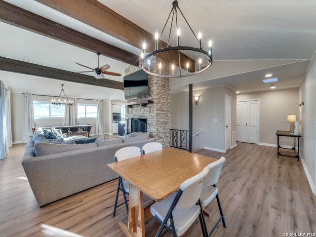2513 Colleen Dr, Canyon Lake, TX 78133