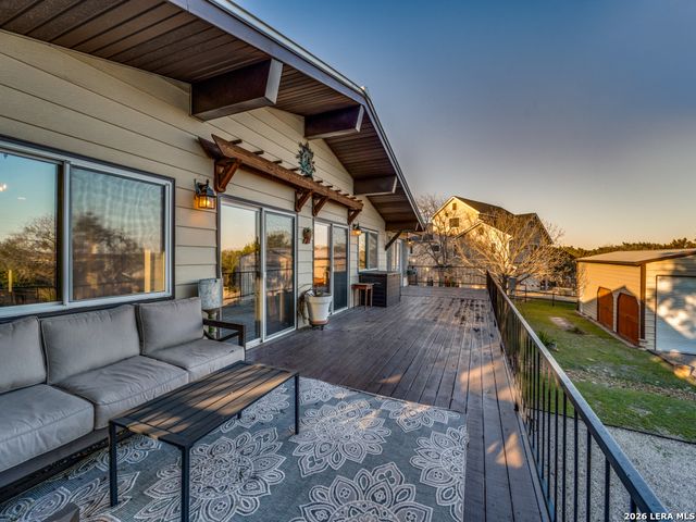 2513 Colleen Dr, Canyon Lake, TX 78133
