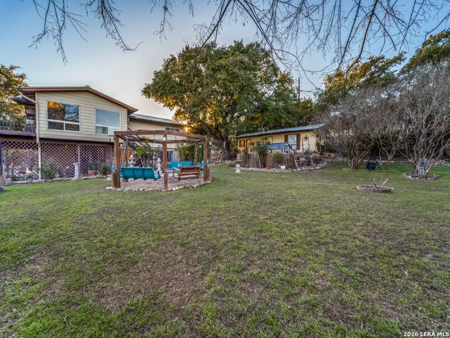 2513 Colleen Dr, Canyon Lake, TX 78133