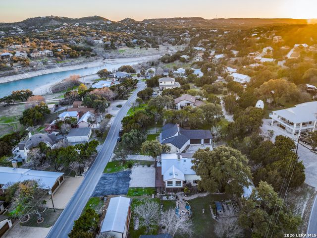 2513 Colleen Dr, Canyon Lake, TX 78133
