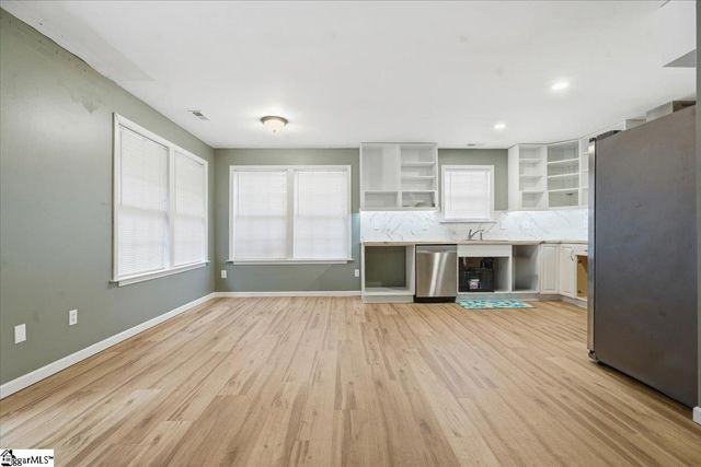 7 River Watch Drive, Greenville, SC 29605