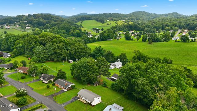 1816 Hutchinson Drive, Kingsport, TN 37660
