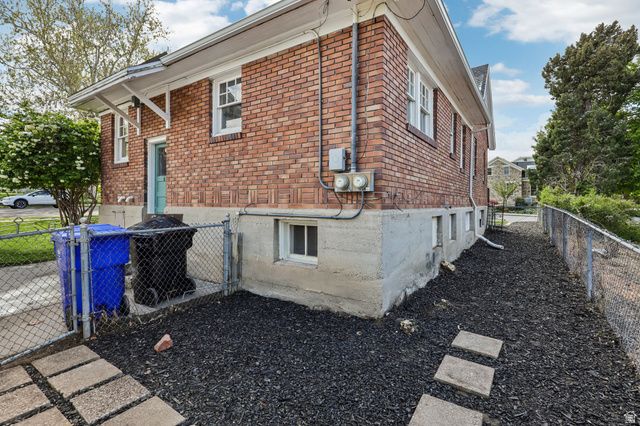 195 E 100 N, Bountiful, UT 84010