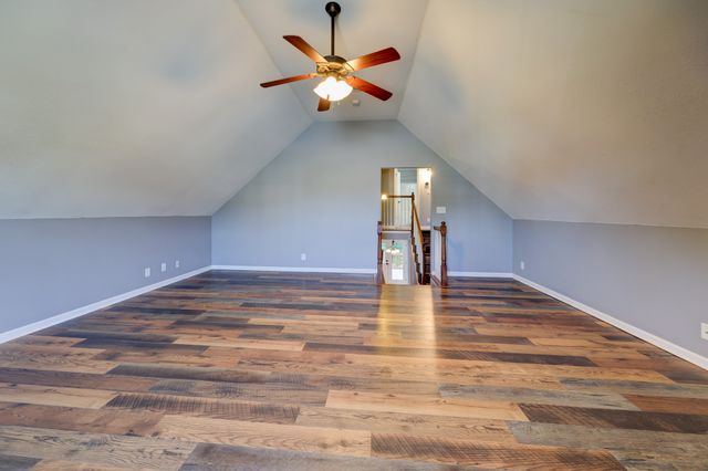 2720 Arthurs Ct, Clarksville, TN 37040