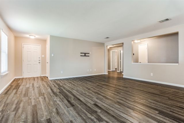 2405 Emerald Lane, Mckinney, TX 75071