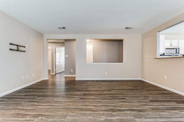 2405 Emerald Lane, Mckinney, TX 75071