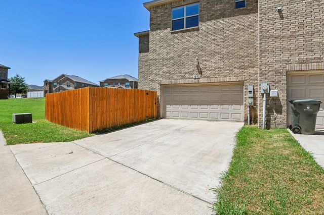 1970 Timber Oaks Drive, Garland, TX 75040