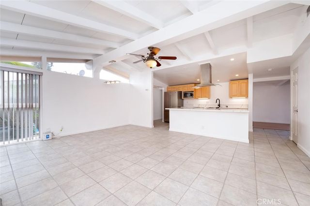 14722 Candeda, Tustin, CA 92780