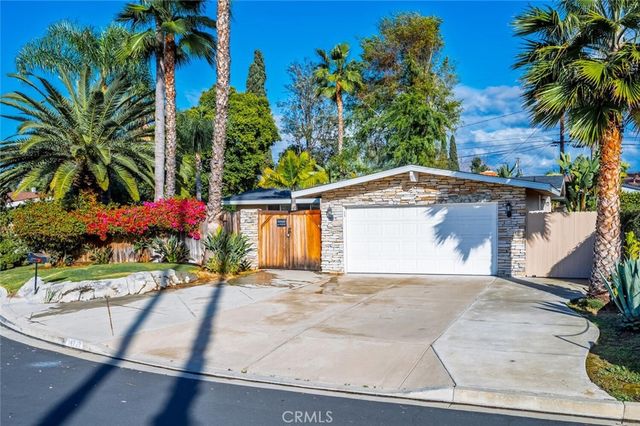 14722 Candeda, Tustin, CA 92780