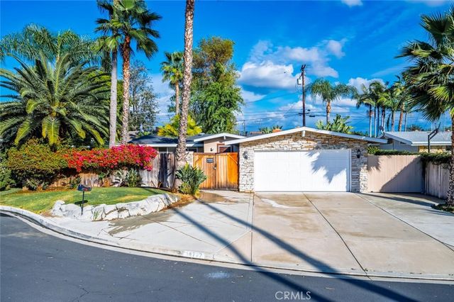 14722 Candeda, Tustin, CA 92780