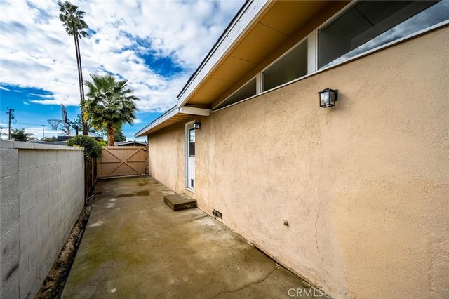 14722 Candeda, Tustin, CA 92780