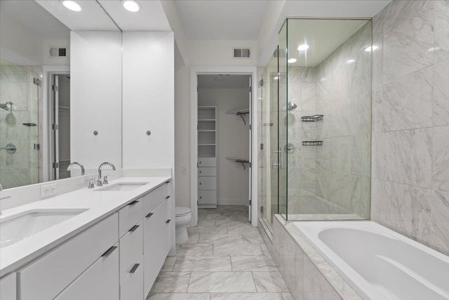 717 S Riverside Dr Apt 906, Memphis, TN 38103