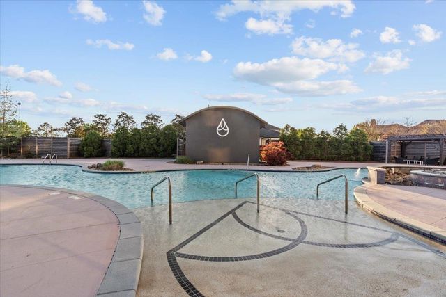 717 S Riverside Dr Apt 906, Memphis, TN 38103