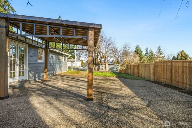 12005 SE 157th Place, Renton, WA 98058