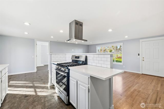 12005 SE 157th Place, Renton, WA 98058