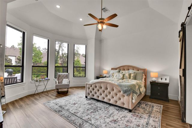 319 S Opulent Drive, Montgomery, TX 77316