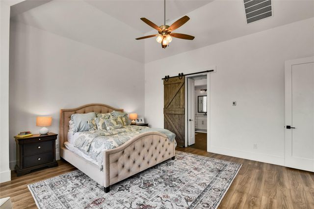319 S Opulent Drive, Montgomery, TX 77316