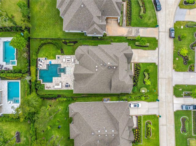 319 S Opulent Drive, Montgomery, TX 77316