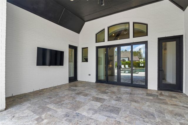 319 S Opulent Drive, Montgomery, TX 77316